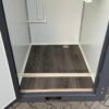 Sanitärcontainer mit WC und Dusche