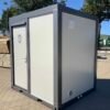 Sanitärcontainer mit WC und Dusche