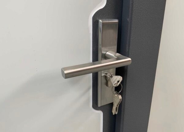 Sanitärcontainer mit WC und Dusche